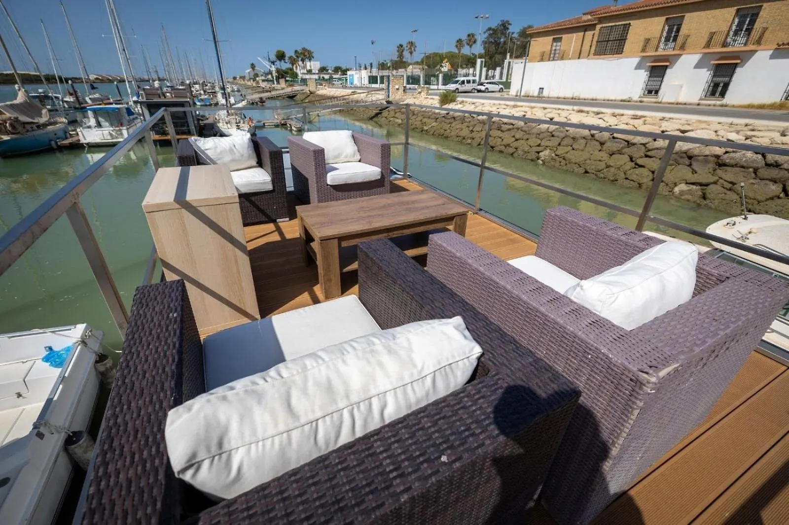 Hotel en barco Hotel The Boathouse Company - Casa Flotante Experience - Real Club Nautico, El Puerto de Santa María